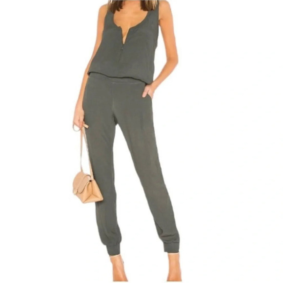 Monrow × Revolve Crepe Zip Jumpsuit Camo Green Lightweight Pockets Jumper - Picture 3 of 12